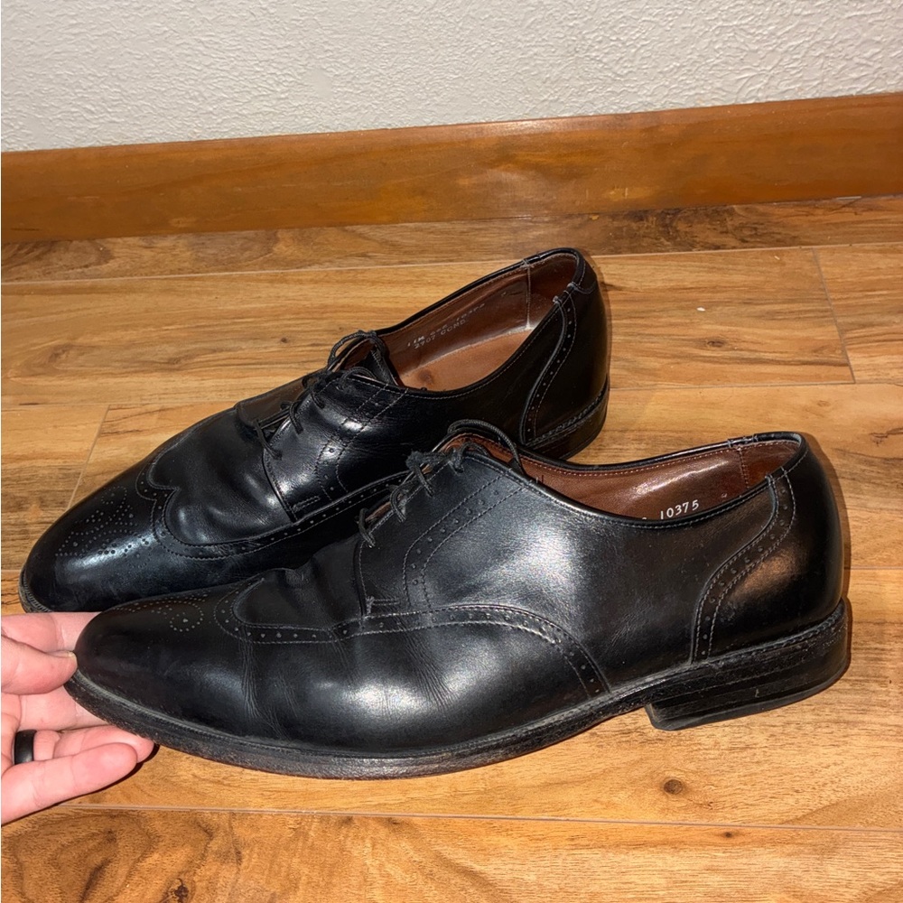 Allen Edmonds Kingswood Wingtip Leather Shoes, Made in USA- mens size 11.5